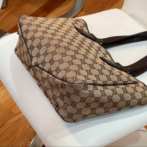 Gucci bag 💯% authentic!! - Picture 8 of 16